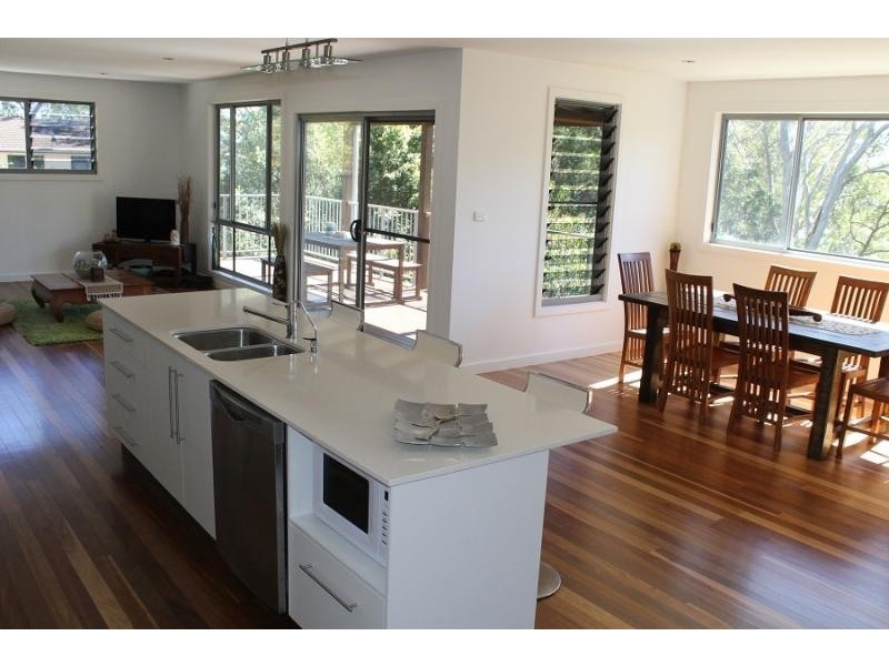 121 Lakes   Bvd, Wooloweyah NSW 2464