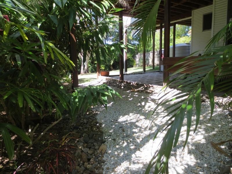 121 Lakes   Bvd, Wooloweyah NSW 2464