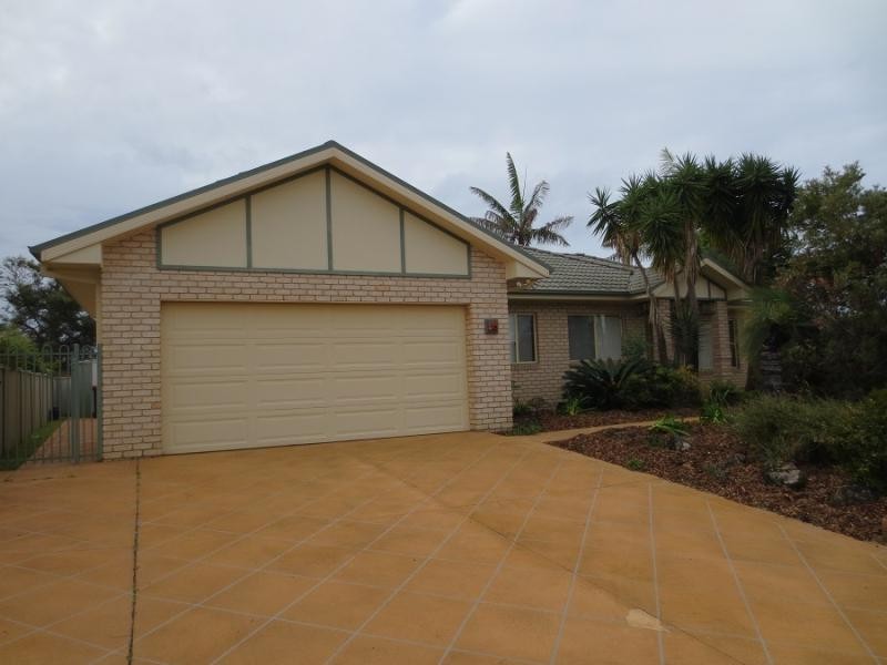 25 Heron Ct, Yamba NSW 2464