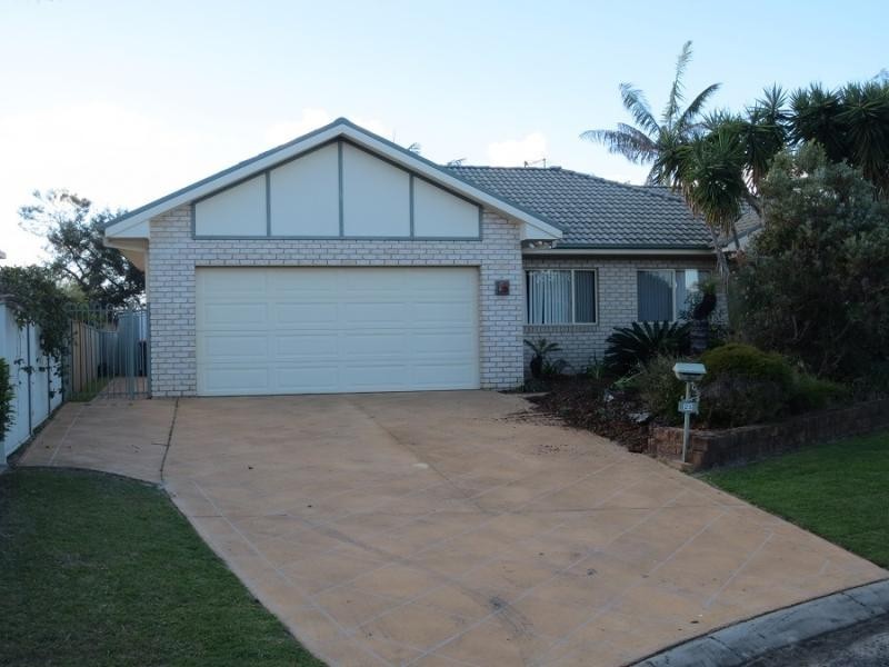 25 Heron Ct, Yamba NSW 2464