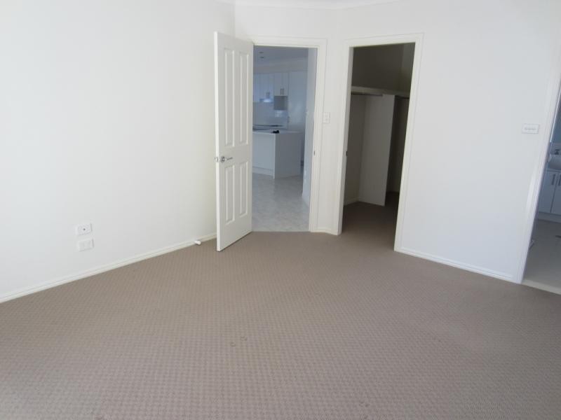 6a Tom Thumb Pl, Yamba NSW 2464