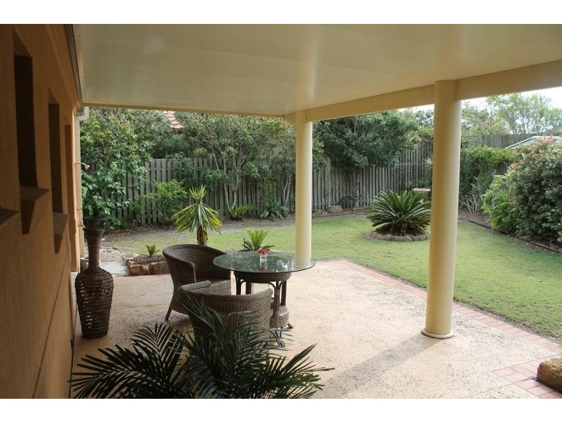 32  Oceania Ct, Yamba NSW 2464