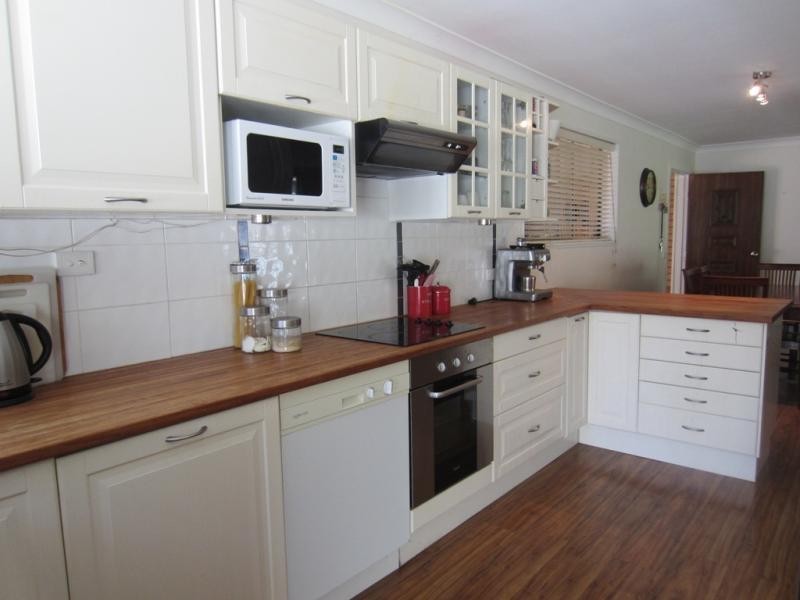 10 Susan St, Yamba NSW 2464