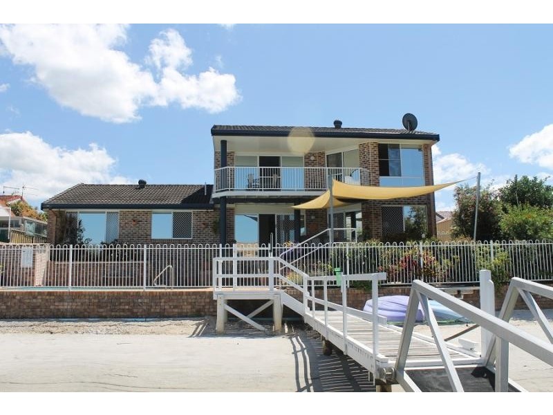 15 Westringia Pl, Yamba NSW 2464
