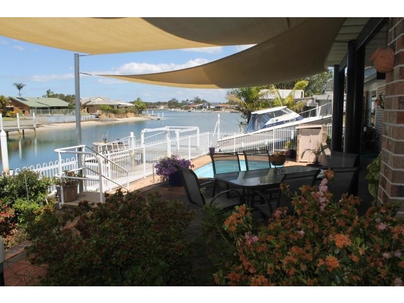 15 Westringia Pl, Yamba NSW 2464