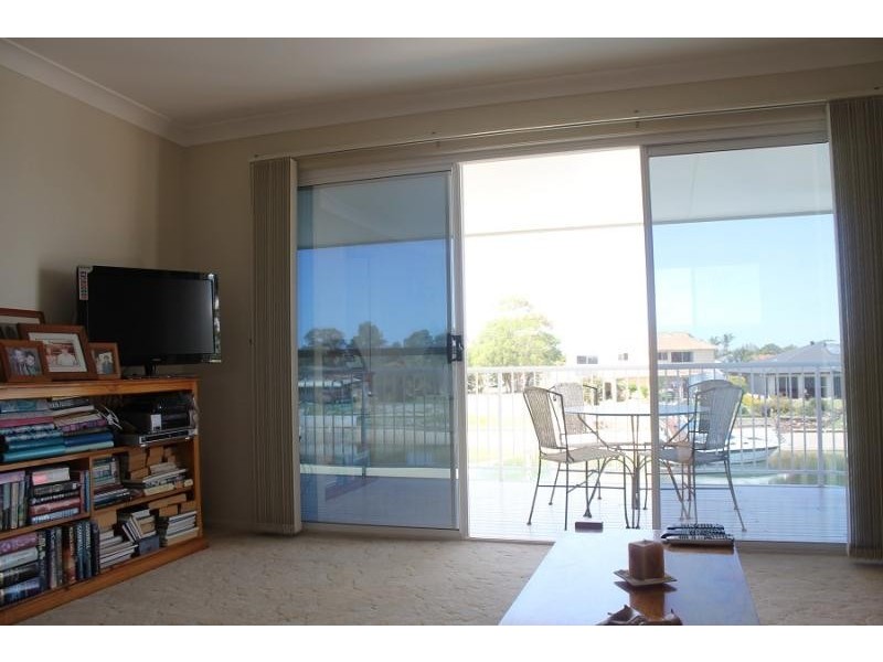 15 Westringia Pl, Yamba NSW 2464