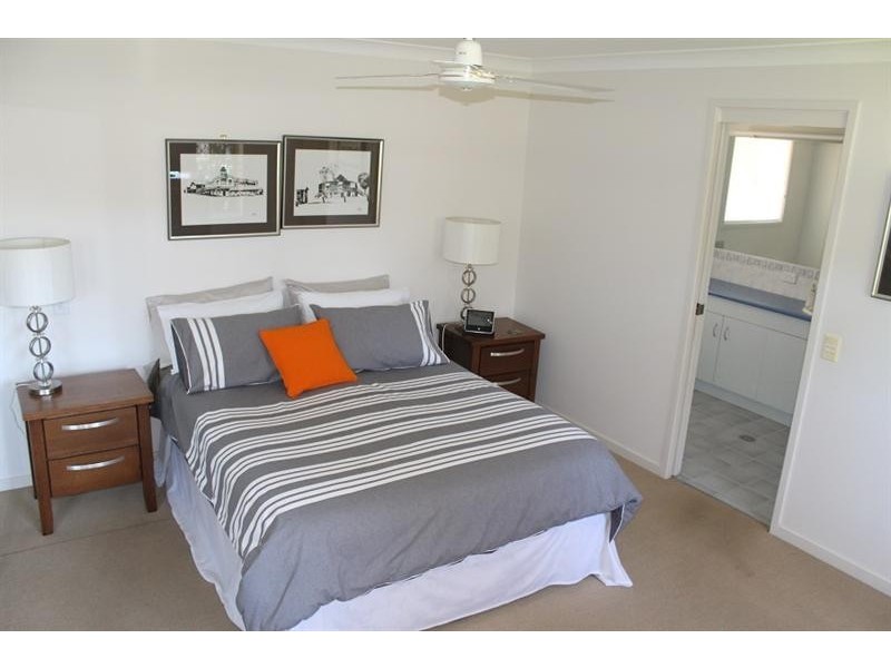 47 Harold Tory Dr, Yamba NSW 2464