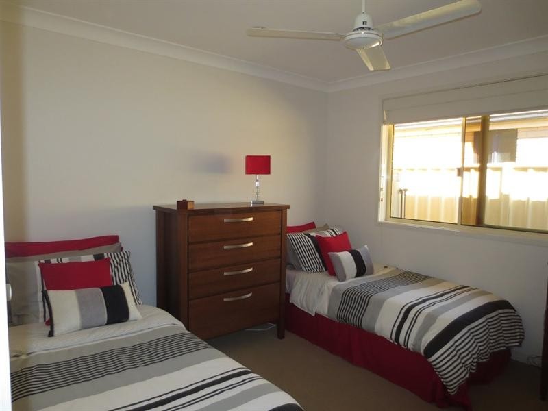 47 Harold Tory Dr, Yamba NSW 2464