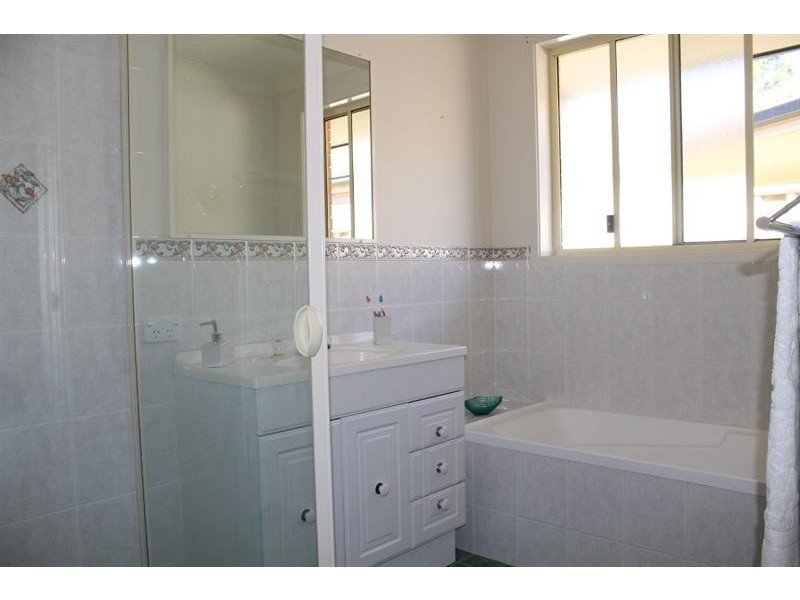 47 Harold Tory Dr, Yamba NSW 2464