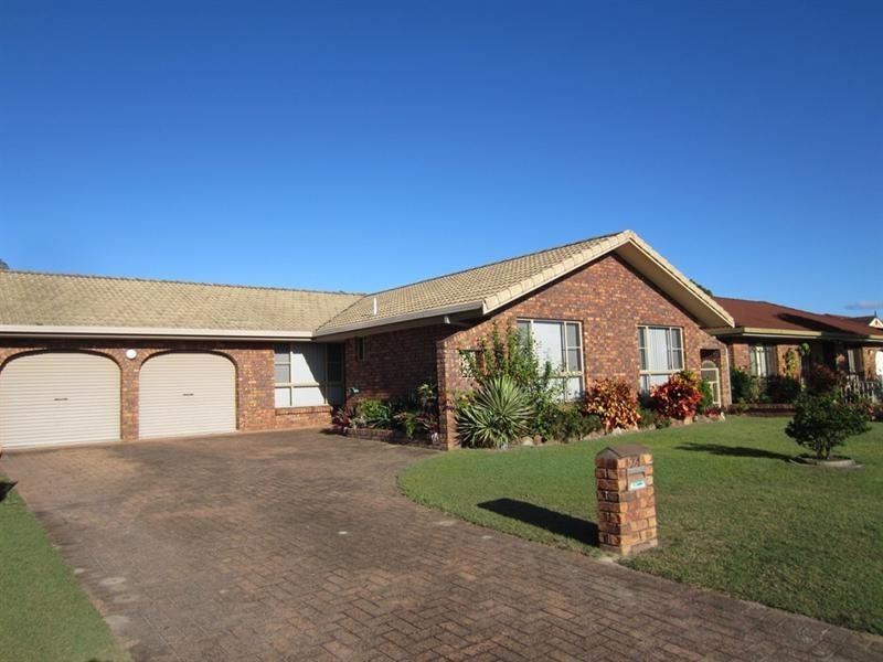 24 Willow Way, Yamba NSW 2464