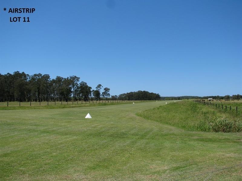 718 North Bank  Rd, Palmers Island NSW 2463