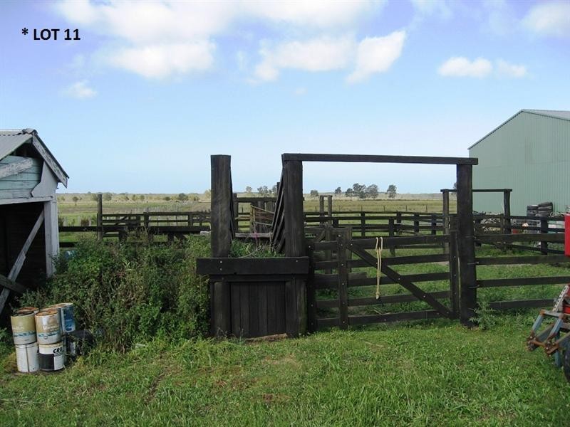 718 North Bank  Rd, Palmers Island NSW 2463