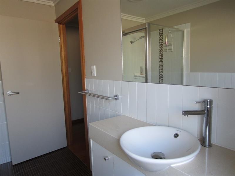 13 William Ave, Yamba NSW 2464