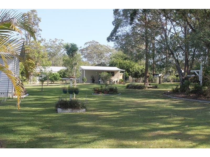 9 Whispering Pines Pl, Gulmarrad NSW 2463