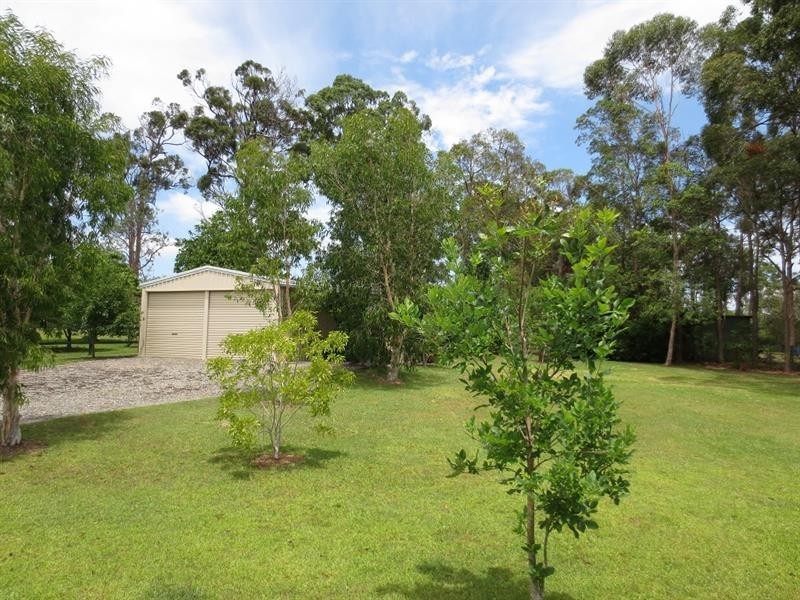 9 Whispering Pines Pl, Gulmarrad NSW 2463