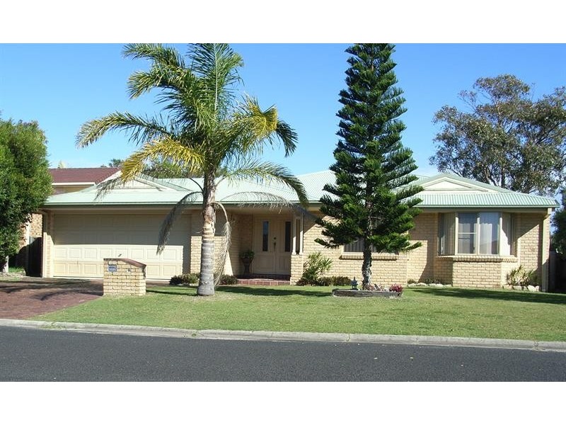 21 Mariners Way, Yamba NSW 2464