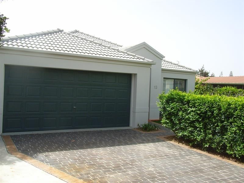 13 Beachside Way, Yamba NSW 2464