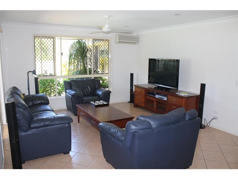 47 Harold Tory Dr, Yamba NSW 2464