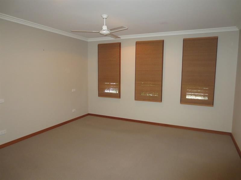 13 William Ave, Yamba NSW 2464