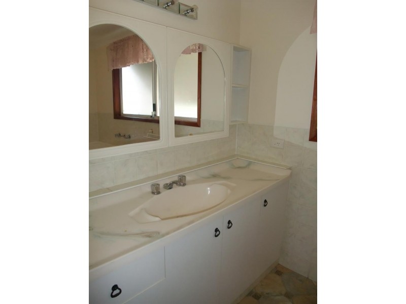 3 Banksia Pl, Yamba NSW 2464