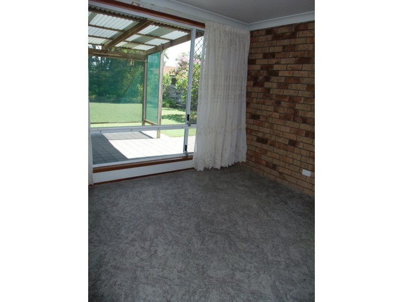 3 Banksia Pl, Yamba NSW 2464