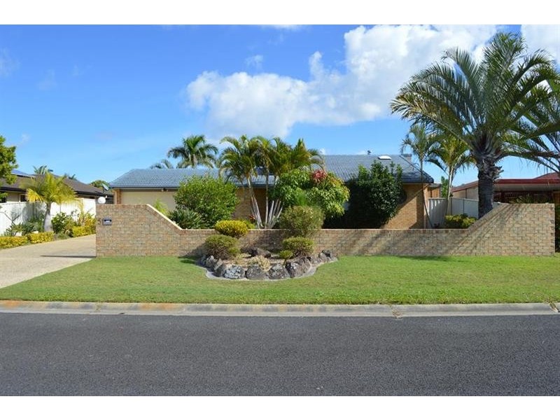 5 Palm Tce, Yamba NSW 2464
