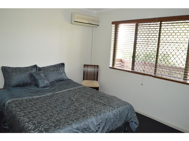 11 Waratah Ave, Yamba NSW 2464