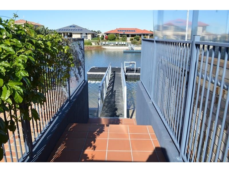 9 Barellan Ave, Yamba NSW 2464