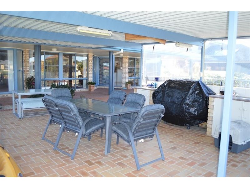 9 Barellan Ave, Yamba NSW 2464