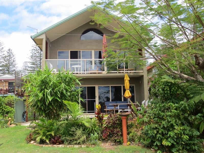 35 Wooli St, Yamba NSW 2464