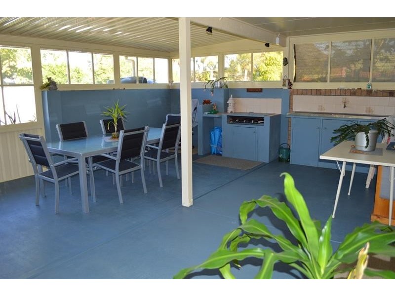 70 Gumnut Rd, Yamba NSW 2464