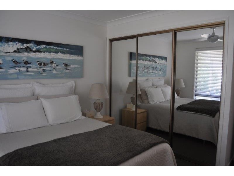 5 Grevillea Ave, Yamba NSW 2464