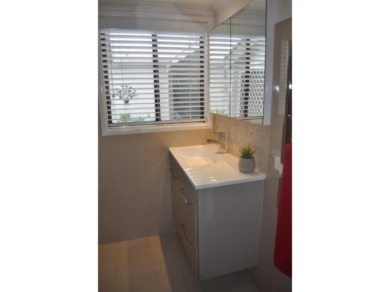 5 Grevillea Ave, Yamba NSW 2464