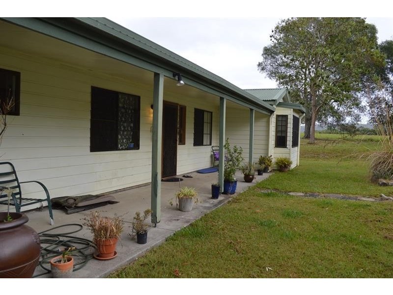 35 Old Woombah Rd, Woombah NSW 2469