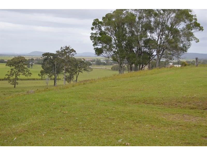 35 Old Woombah Rd, Woombah NSW 2469