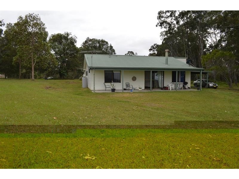 35 Old Woombah Rd, Woombah NSW 2469