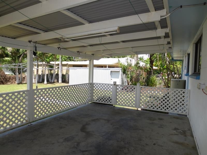 70 Park Ave, Yamba NSW 2464