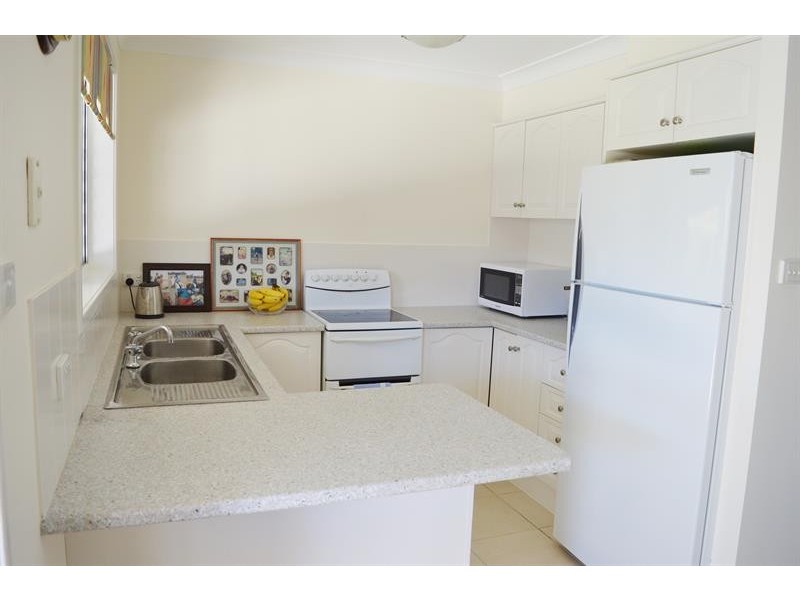 10 Osprey Dr, Yamba NSW 2464