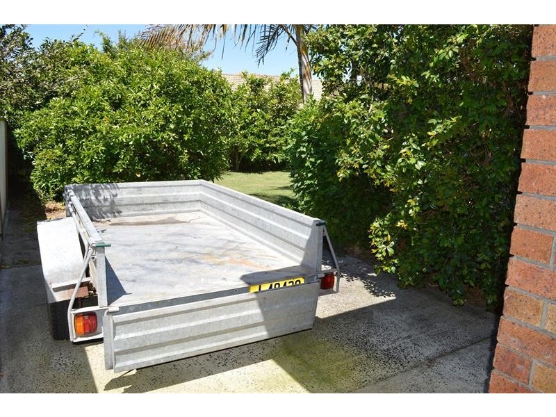 10 Osprey Dr, Yamba NSW 2464