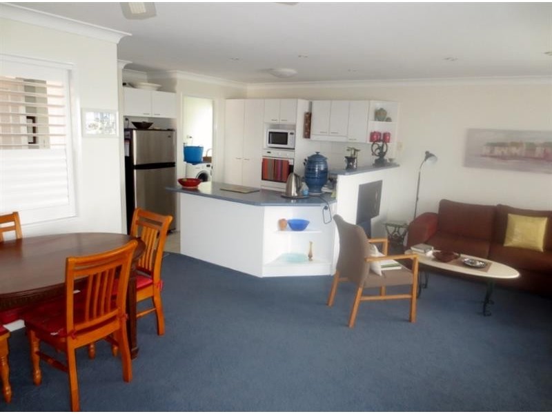 1/47 Poincianna Ave, Yamba NSW 2464