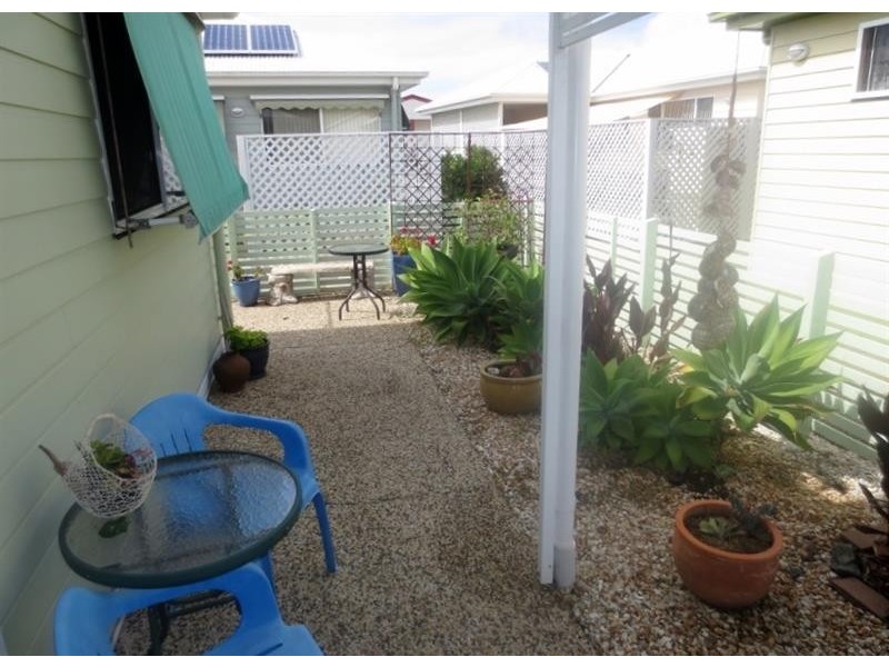 1/47 Poincianna Ave, Yamba NSW 2464