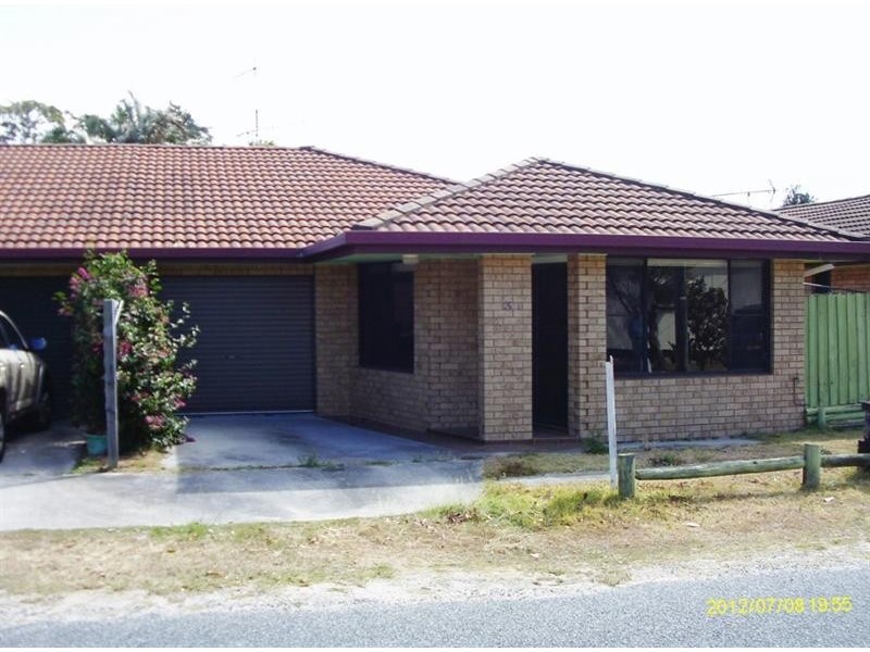 3/2 Riverview St, Iluka NSW 2466