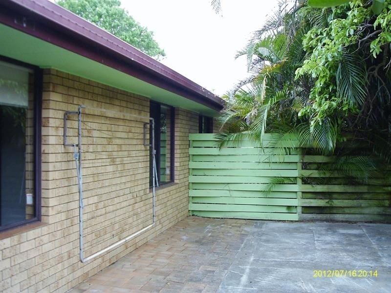 3/2 Riverview St, Iluka NSW 2466