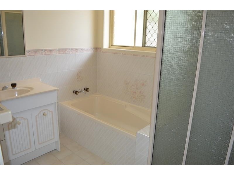 25 Admiralty Ct, Yamba NSW 2464