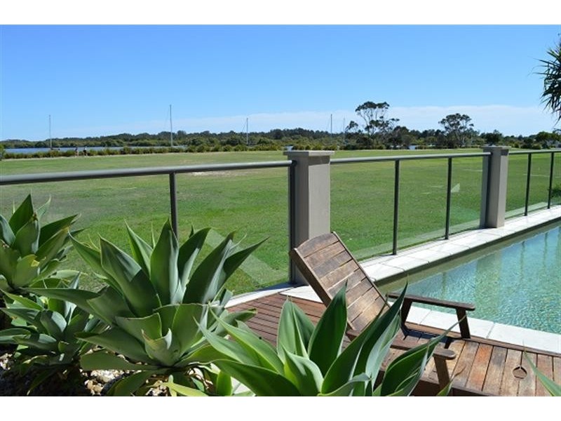 5/8 Bent St, Yamba NSW 2464