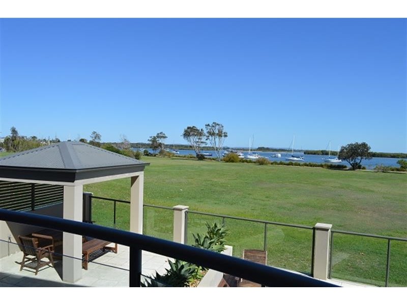 5/8 Bent St, Yamba NSW 2464