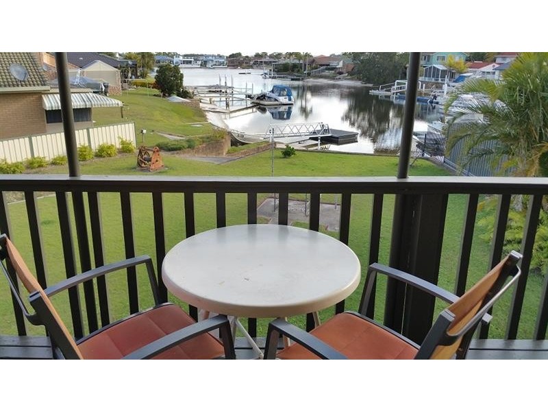 1 Westringia Pl, Yamba NSW 2464