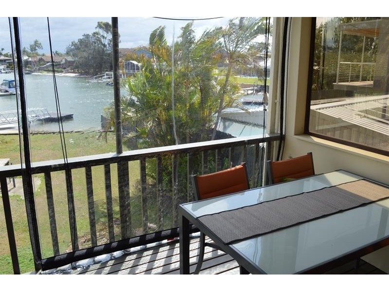 1 Westringia Pl, Yamba NSW 2464