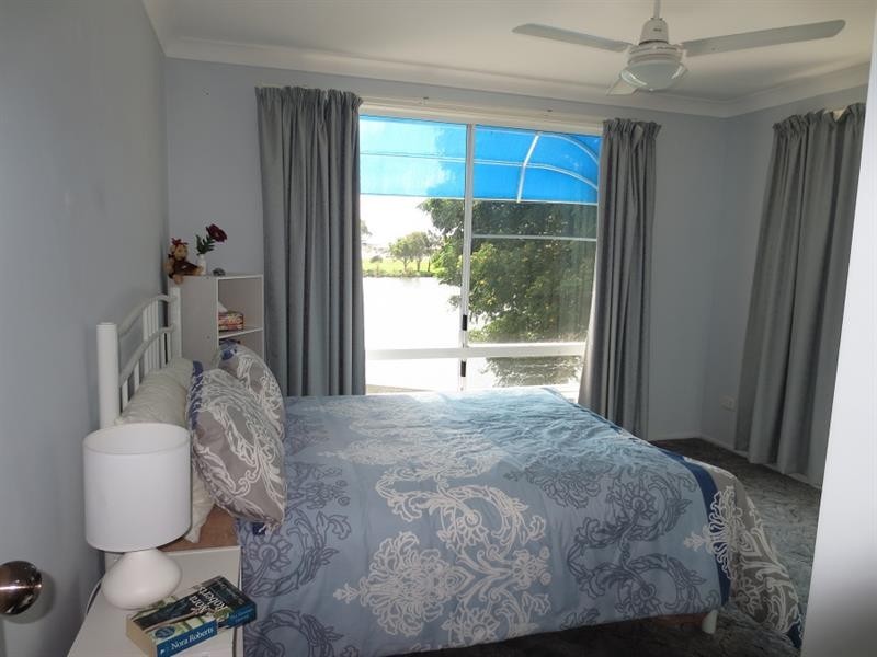 13 Osprey Dr, Yamba NSW 2464