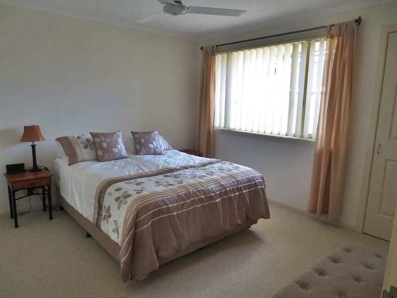 73 Park  Ave, Yamba NSW 2464
